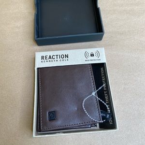 NEW Kenneth Cole Reaction Leather Bifold Wallet